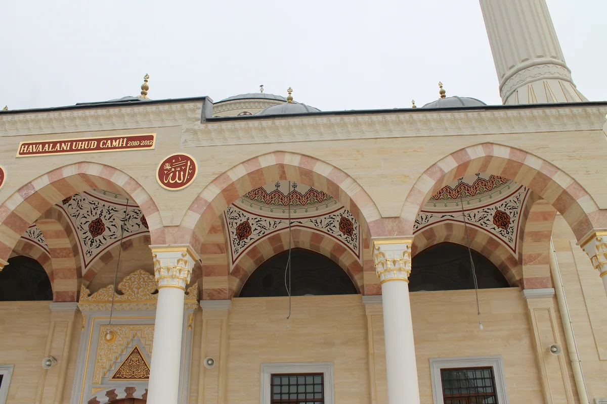 Mukarnaslı Sütun Başlığı gerçek uygulama görseli 11