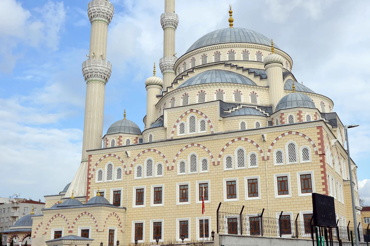 Pencere Mukarnasları gerçek uygulama görseli 12