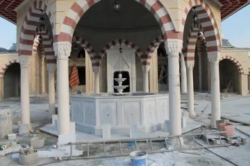 Mukarnaslı Sütun Başlığı gerçek uygulama görseli 48